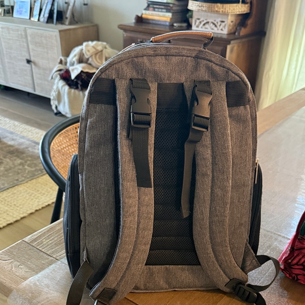 Eddie Bauer Charcoal and Black Backpack - Picture 6 of 6